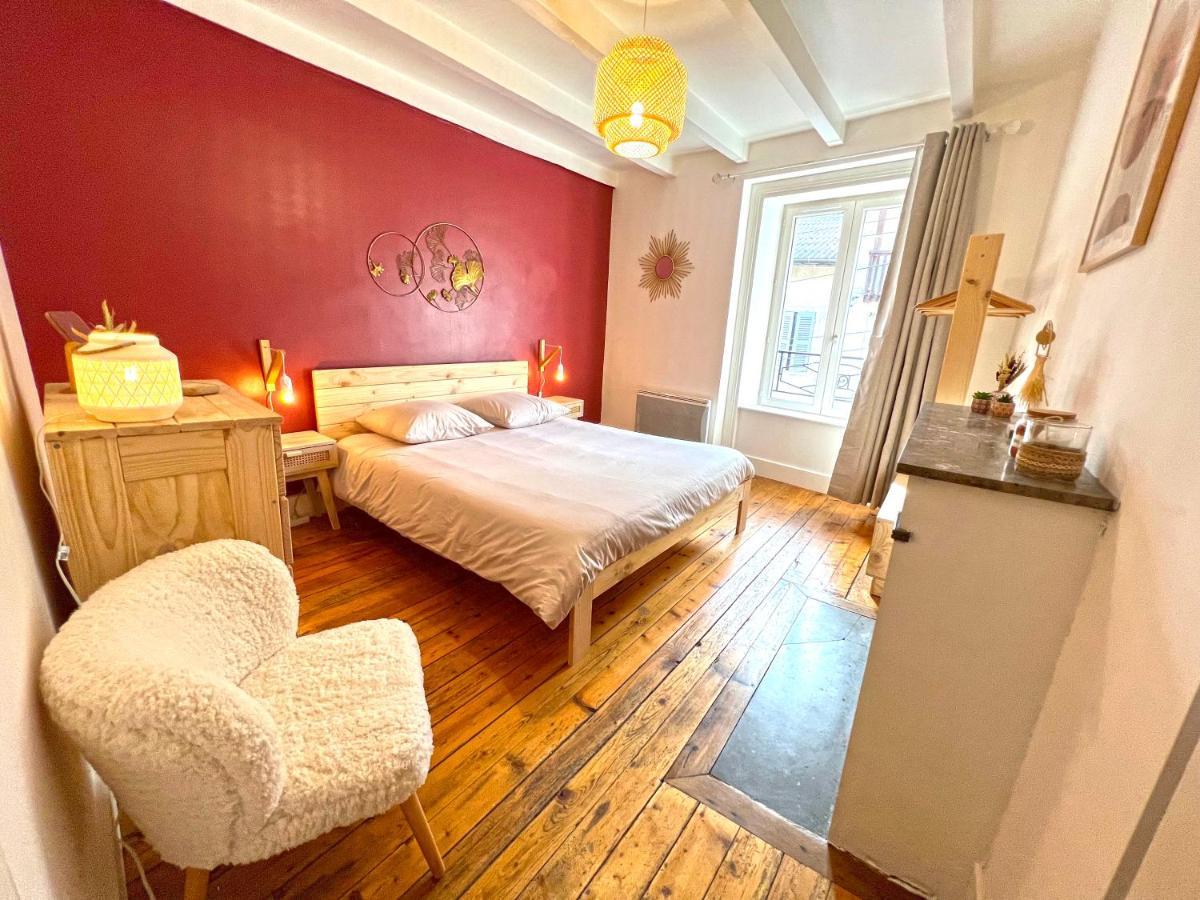 Gite Cosy Avec Jacuzzi Classe 3 Etoiles Poncin Экстерьер фото